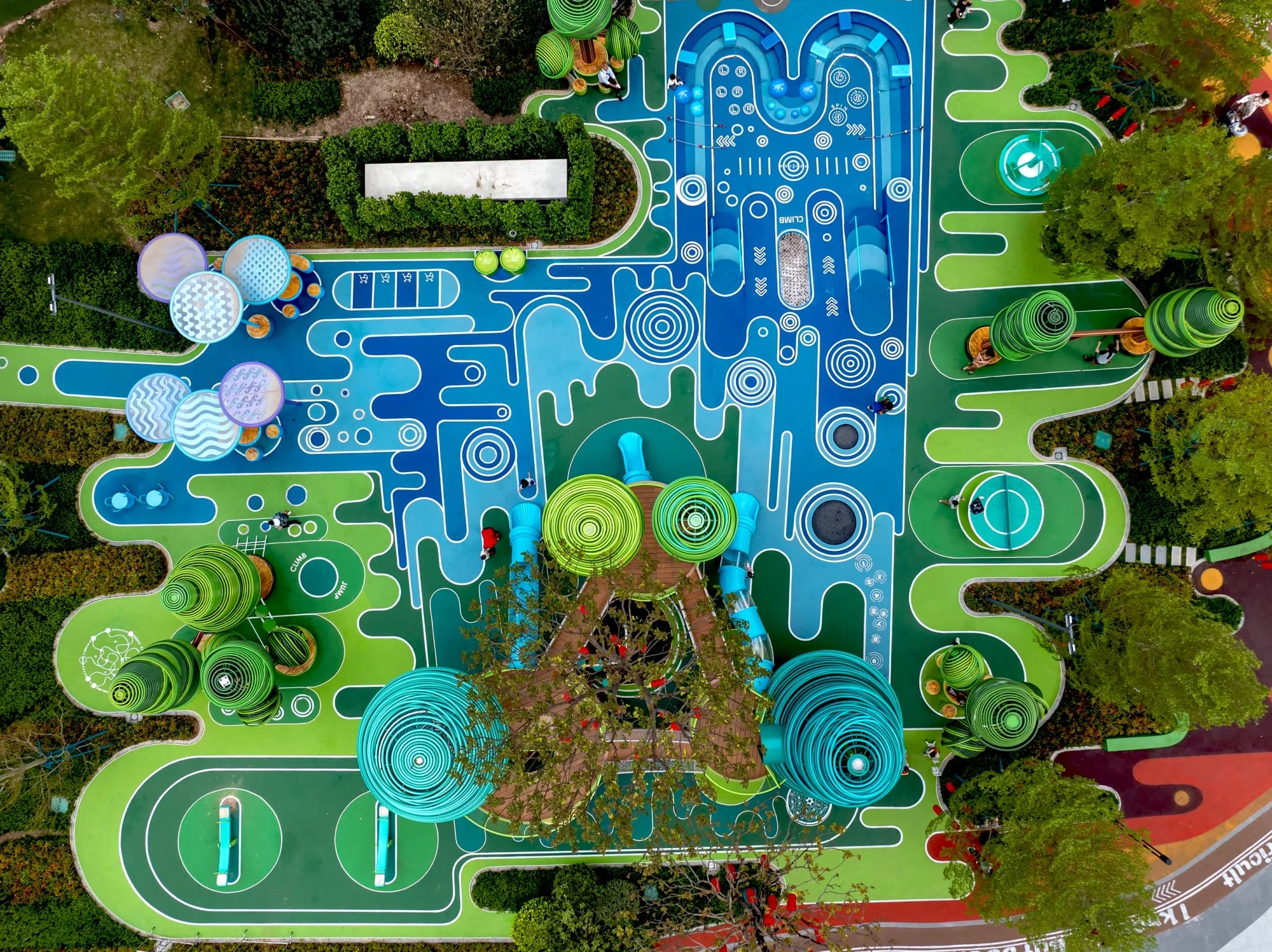 100architects 7 irw2QQ